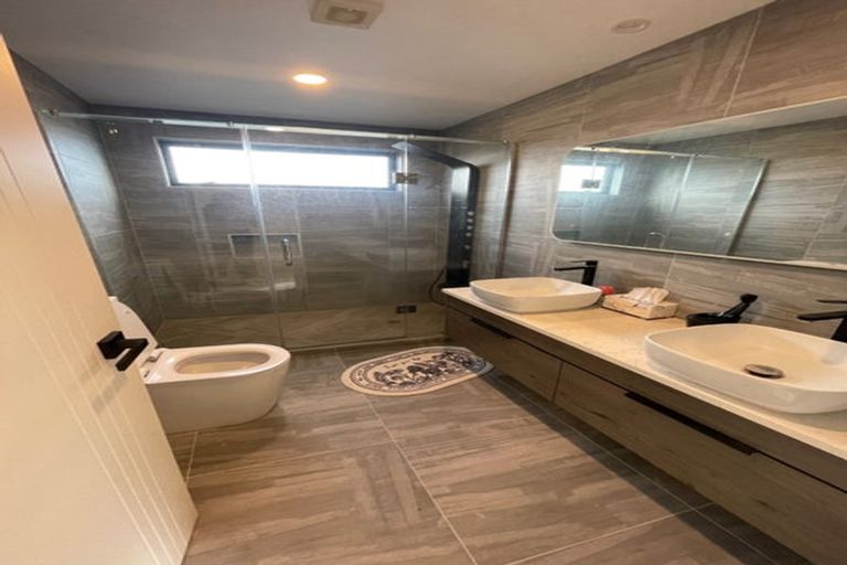 Photo of property in 8 Cavalli Road, Long Bay, Auckland, 0630