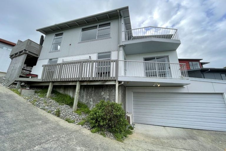 Photo of property in 19j Kabul Street, Khandallah, Wellington, 6035