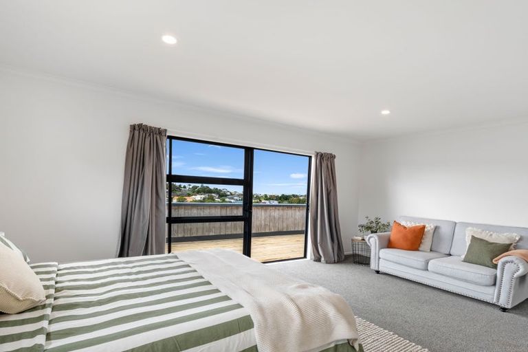 Photo of property in 29 Gledstane Road, Stanmore Bay, Whangaparaoa, 0932