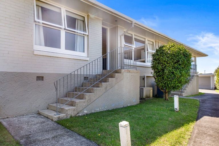 Photo of property in 2/84 Jutland Road, Hauraki, Auckland, 0622