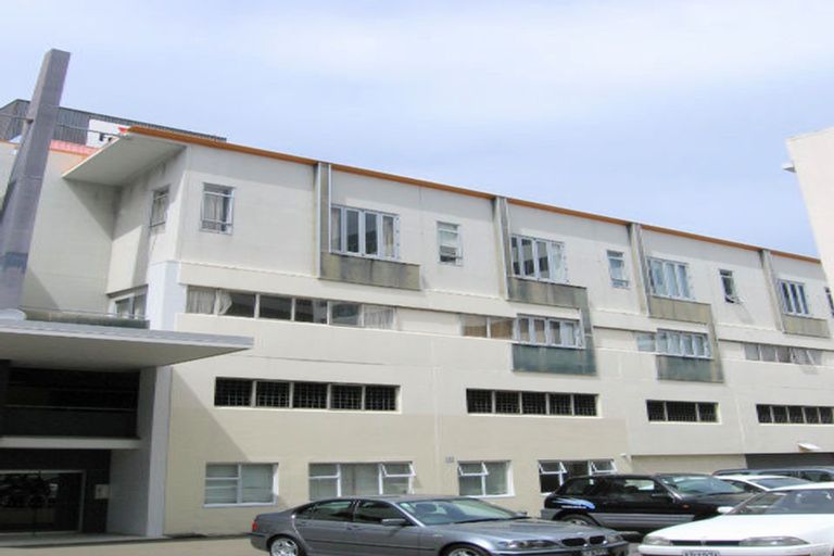 Photo of property in Dixonlane Apartments, 13/7 Feltex Lane, Te Aro, Wellington, 6011