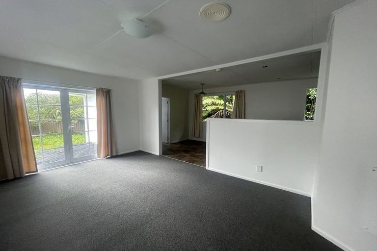 Photo of property in 20 Robson Street, Stokes Valley, Lower Hutt, 5019