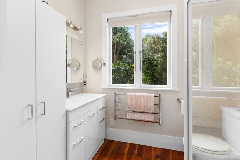 Photo of property in 112 Stanley Avenue, Te Aroha, 3320