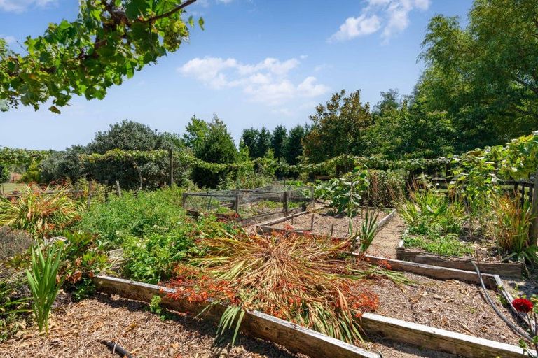 Photo of property in 147 Black Rock Road, Te Ore Ore, Masterton, 5886