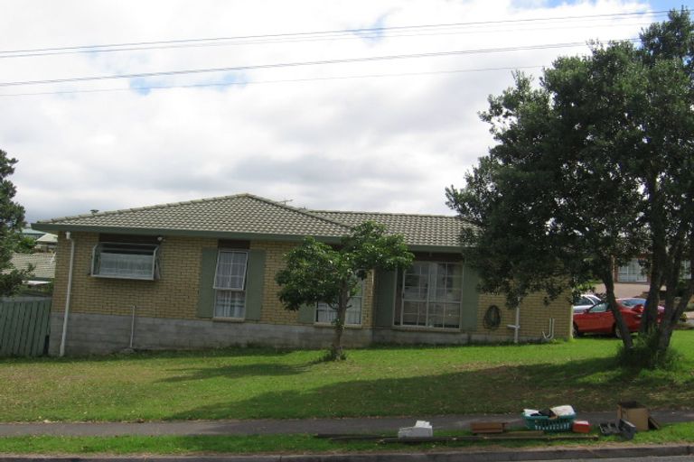 Photo of property in 20 Lynwood Road, New Lynn, Auckland, 0600