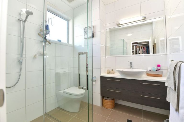 Photo of property in 54 Landmark Terrace, Orewa, 0931