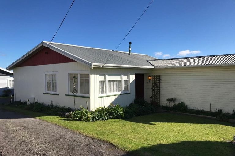 Photo of property in 2a Beach Street, Fitzroy, New Plymouth, 4312