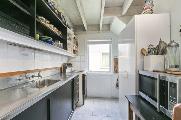 Photo of property in 5/118 Randwick Road, Moera, Lower Hutt, 5010