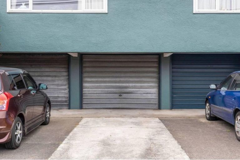 Photo of property in 520 Barbadoes Street, Edgeware, Christchurch, 8013