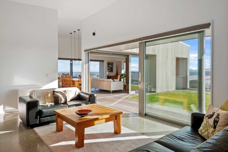 Photo of property in 4 Langholme Lane, Westmorland, Christchurch, 8025