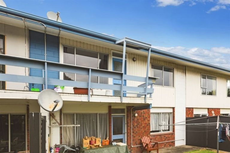 Photo of property in 10/35 Mana Esplanade, Paremata, Porirua, 5026