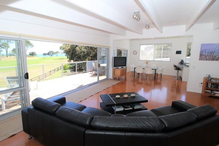 Photo of property in 111 Mercury View, Matarangi, Whitianga, 3592