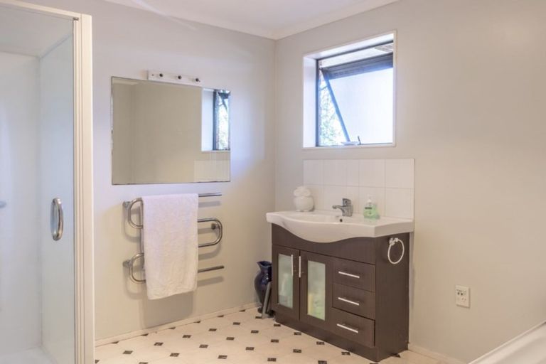 Photo of property in 15 Antrim Place, Nawton, Hamilton, 3200