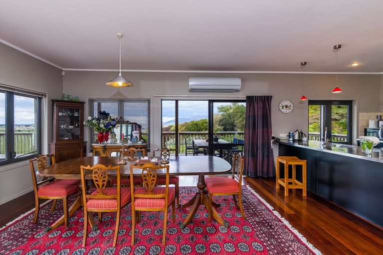 Photo of property in 108 Acacia Heights Drive, Acacia Bay, Taupo, 3385