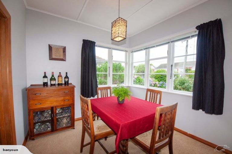 Photo of property in 10 Kipling Street, Johnsonville, Wellington, 6037