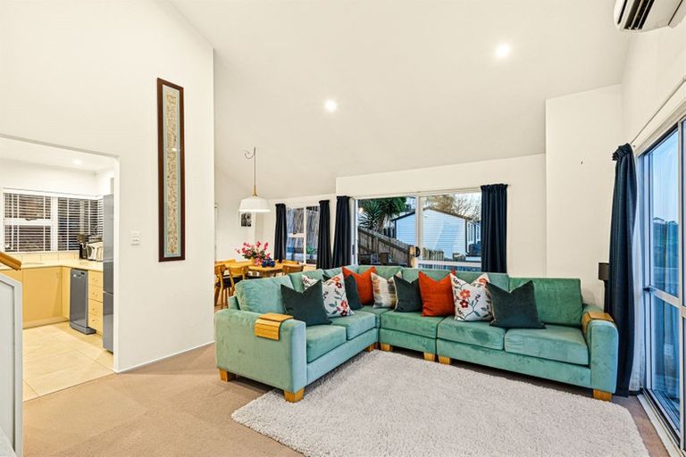 Photo of property in 3/63 College Road, Northcote, Auckland, 0627