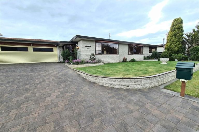 Photo of property in 100 Freyberg Avenue, Tamatea, Napier, 4112