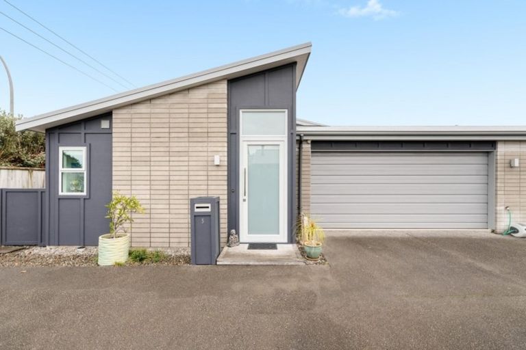 Photo of property in 5 Lennon Way, Papamoa Beach, Papamoa, 3118
