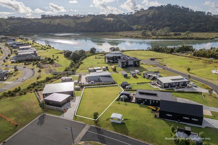 Photo of property in 4 Joyce Harsant Place, Cooks Beach, 3591