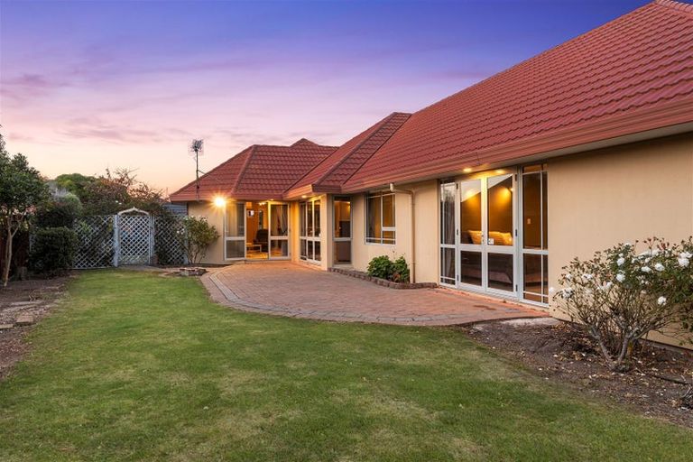 Photo of property in 68 Ti Rakau Drive, Woolston, Christchurch, 8023