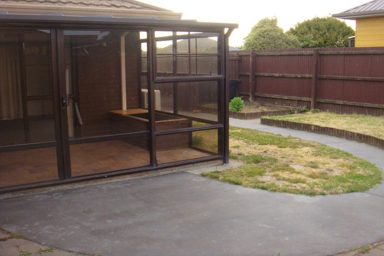 Photo of property in 43a Oakhampton Street, Hornby, Christchurch, 8042