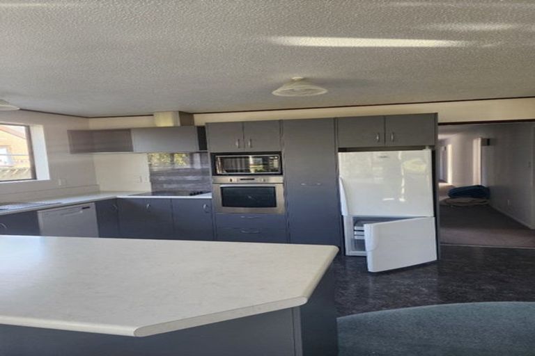 Photo of property in 5 Raeburn Place, Gore, 9710