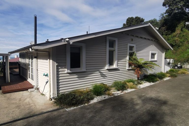 Photo of property in 53 Shakespeare Road, Bluff Hill, Napier, 4110