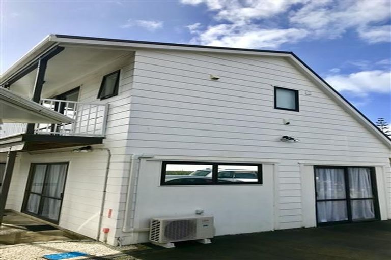 Photo of property in 50 Park Avenue, Papatoetoe, Auckland, 2025