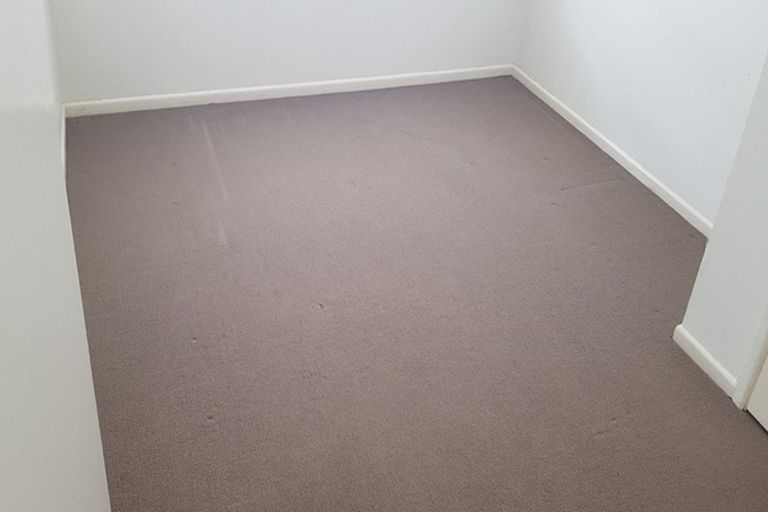 Photo of property in 11 Ussher Place, Pakuranga Heights, Auckland, 2010