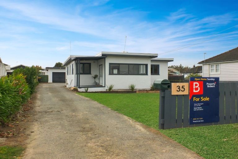 Photo of property in 35 Robinson Street, Foxton, 4814