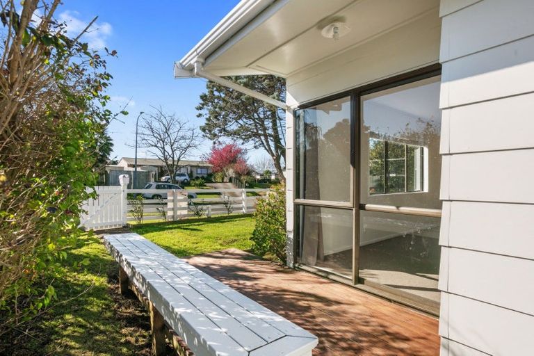 Photo of property in 9 Robinson Street, Katikati, 3129