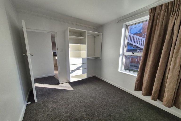 Photo of property in 102 Harbour Terrace, North Dunedin, Dunedin, 9016