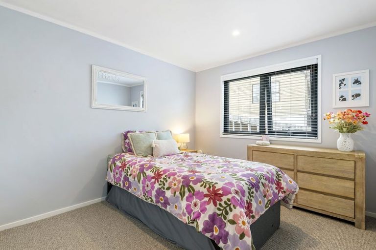 Photo of property in 30 Bay Vista Drive, Red Beach, 0932