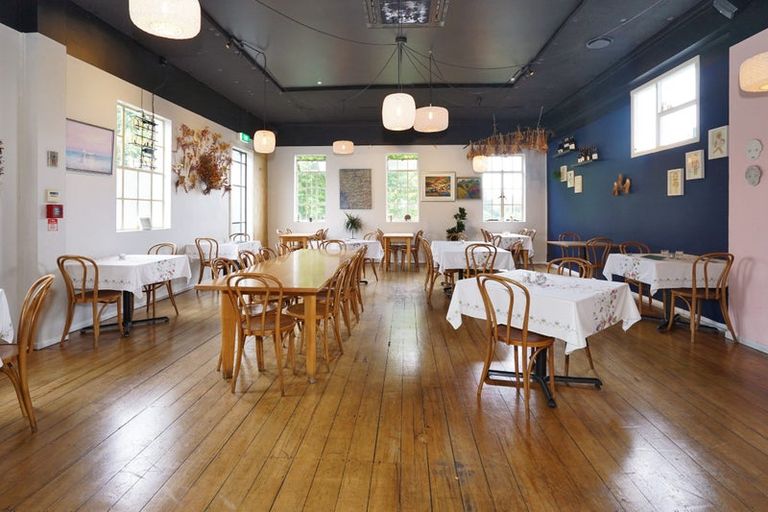 Photo of property in 14 Anzac Parade, Hamilton Central, Hamilton, 3204