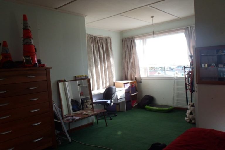 Photo of property in 9-13 Rochfort Street, Greymouth, 7805