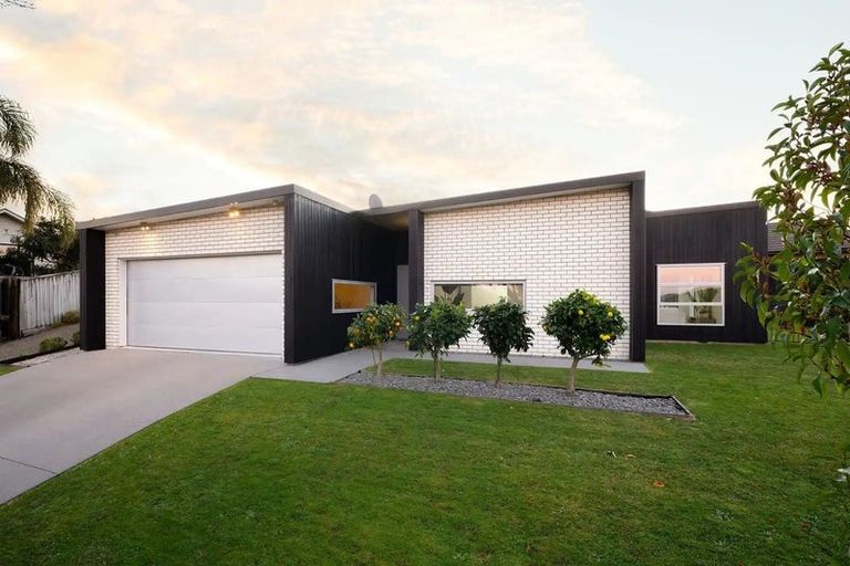 Photo of property in 6 Kingston Court, Flagstaff, Hamilton, 3210