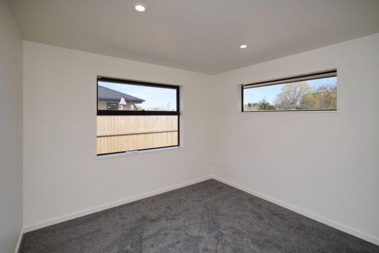 Photo of property in 31 Minerva Crescent, Woodend, 7610