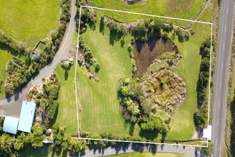 Photo of property in 14 Cullen Road, Waipu, 0582