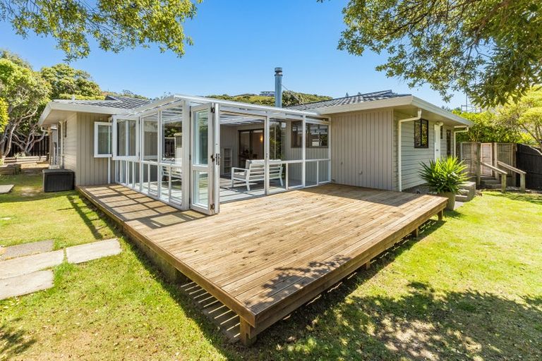 Photo of property in 31 Longitude Place, Whitby, Porirua, 5024
