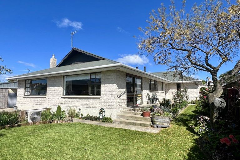 Photo of property in 140 Princes Street, Strathern, Invercargill, 9812