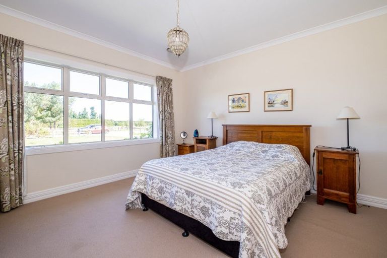 Photo of property in 61 Hekeao Road, Surrey Hills, Ashburton, 7778