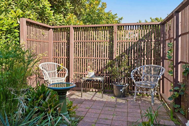 Photo of property in 353a Oceanbeach Road, Mount Maunganui, 3116