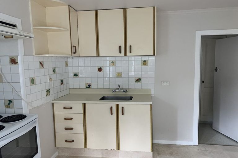 Photo of property in 2/3 Kingston Heights Road, Kingston, Wellington, 6021