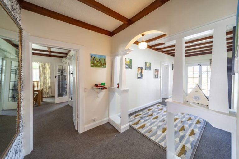 Photo of property in 2 Wilding Avenue, Marewa, Napier, 4110