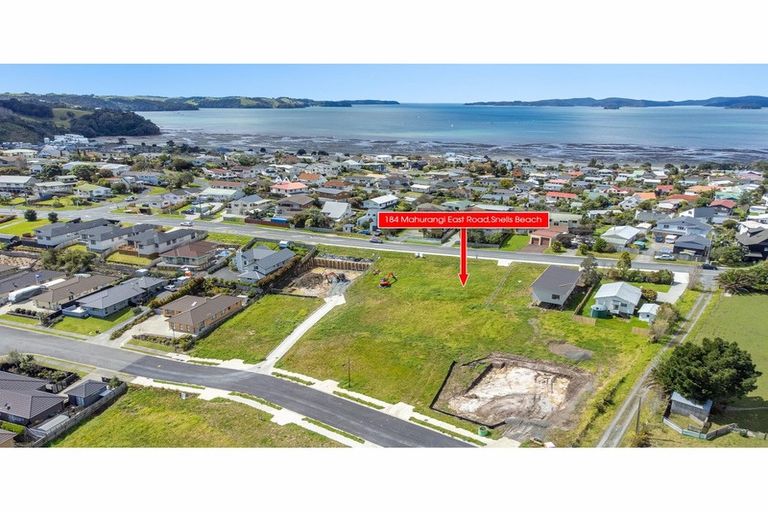 Photo of property in 184 Mahurangi East Road, Snells Beach, 0920