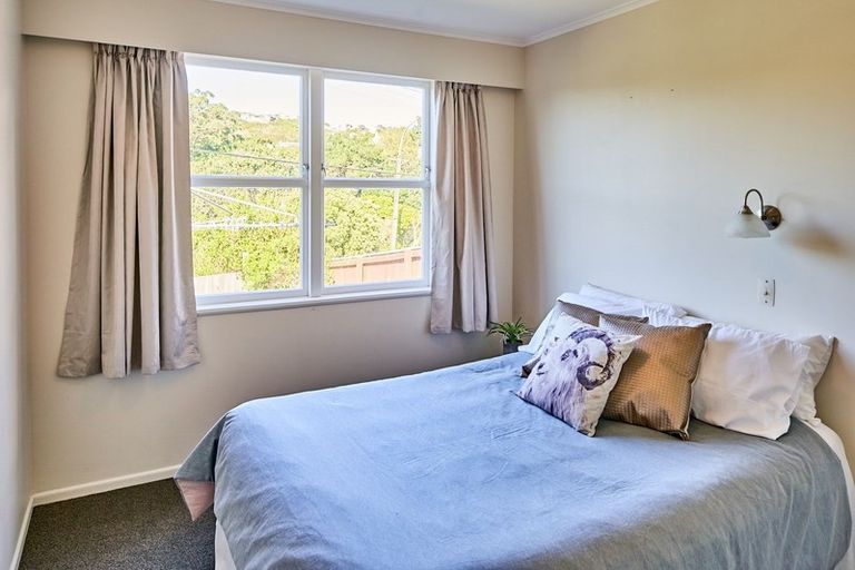 Photo of property in 22 Angell Street, Johnsonville, Wellington, 6037
