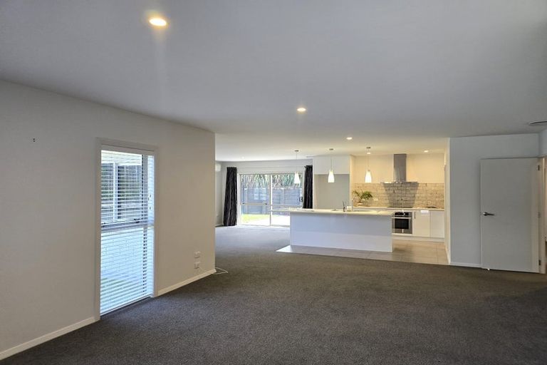 Photo of property in 2 Peter Burke Way, Pyes Pa, Tauranga, 3112