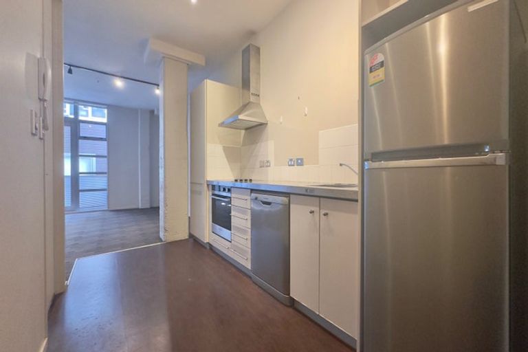 Photo of property in Vespa Apartments, 304/20 Hanson Street, Mount Cook, Wellington, 6021