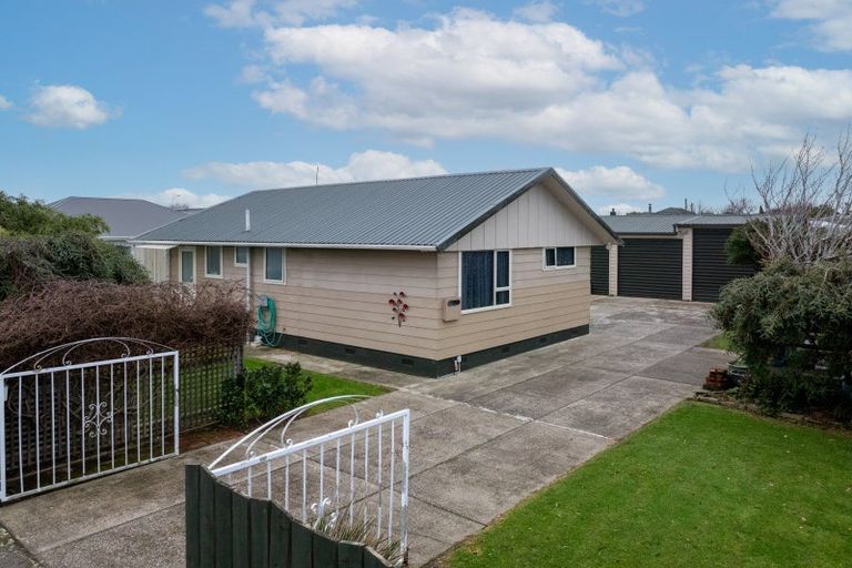 Photo of property in 16 Tramway Road, Strathern, Invercargill, 9812
