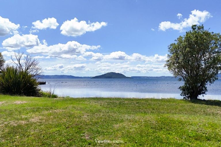 Photo of property in 8 Raukura Place, Koutu, Rotorua, 3010